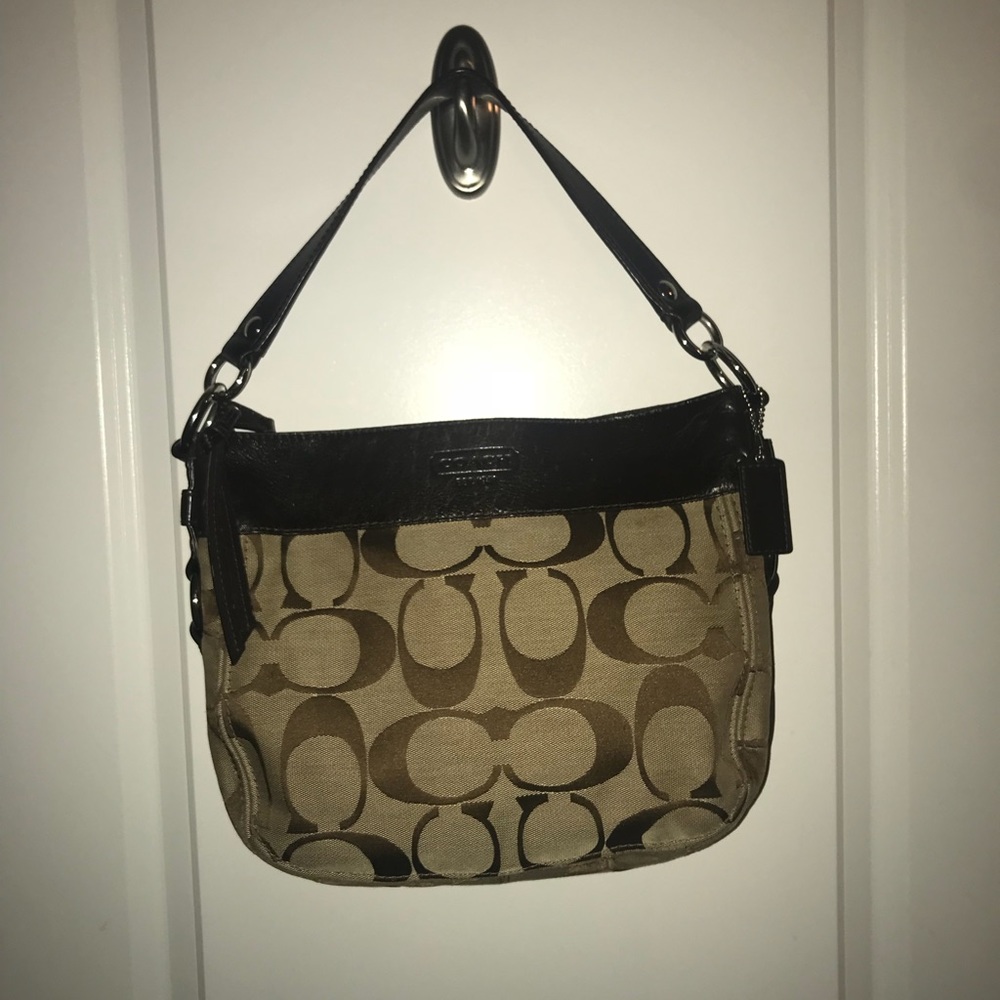 100% auth COACH shoulder bag purse brown/tan